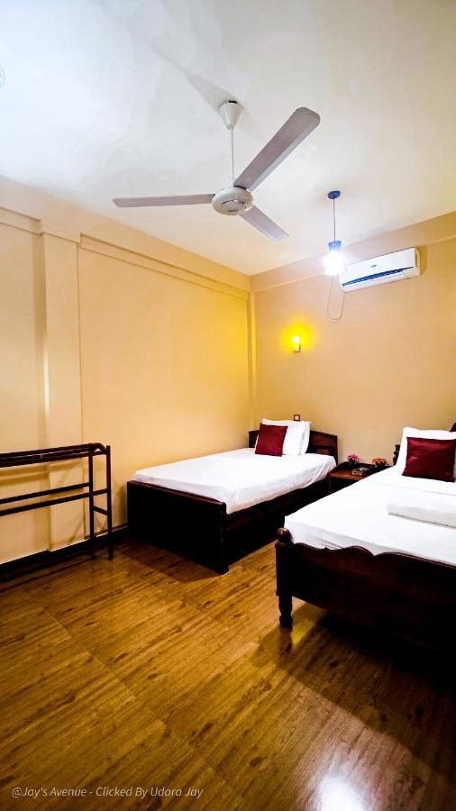 Jay'S Avenue Hotel Udawalawe Esterno foto