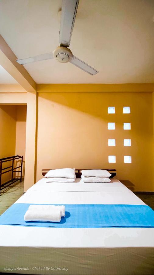 Jay'S Avenue Hotel Udawalawe Esterno foto