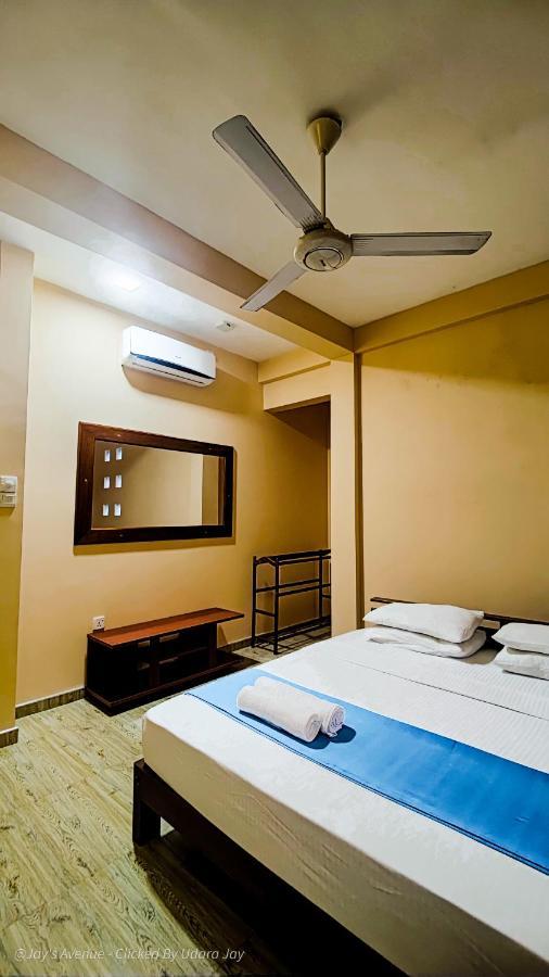 Jay'S Avenue Hotel Udawalawe Esterno foto